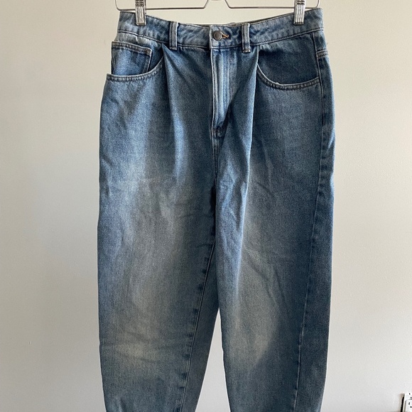 Zara Loose Fitting Jeans - Picture 1 of 3